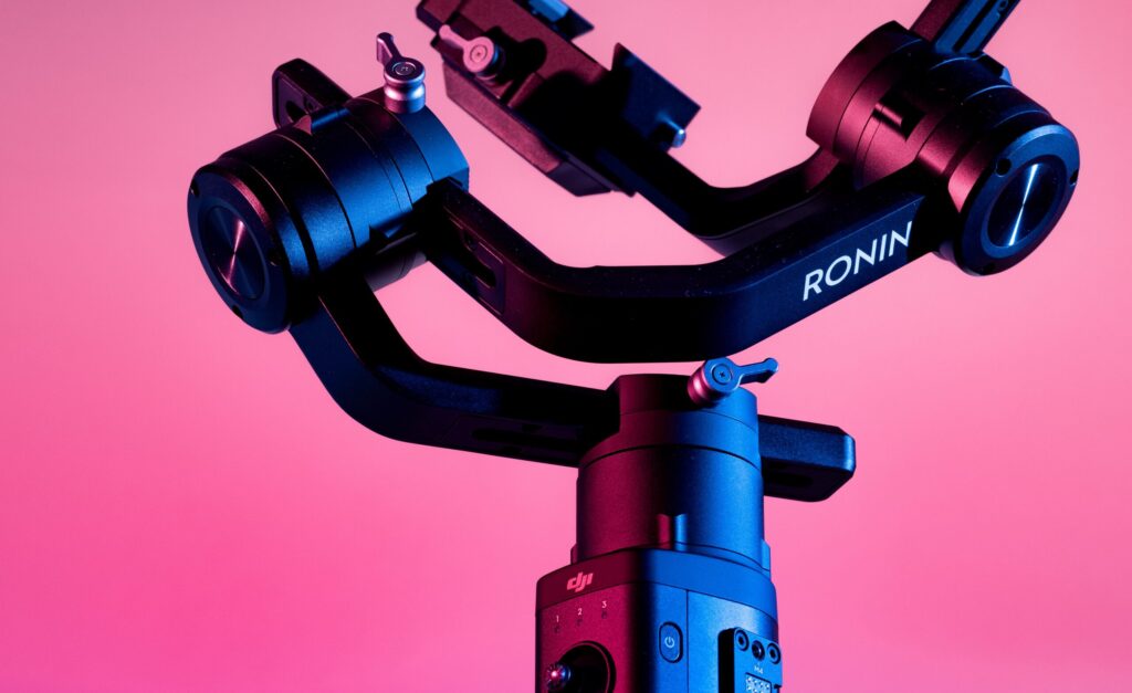 ミラーレス一眼 Ronin 小寺信良の週刊 Electric Zooma!】安くてライトに使える“ミラー